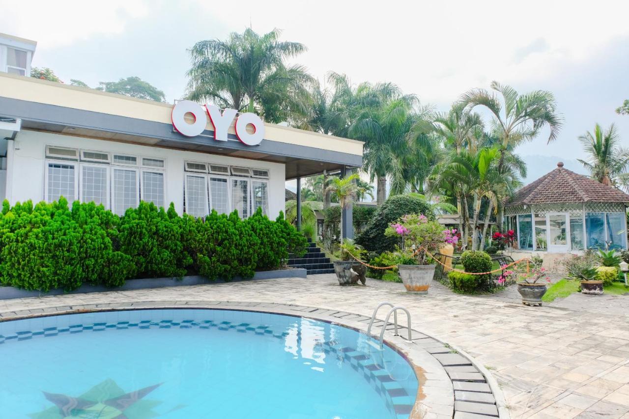 Oyo 803 Toetie Hotel บาตู ภายนอก รูปภาพ